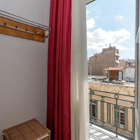 Circus Hostel *